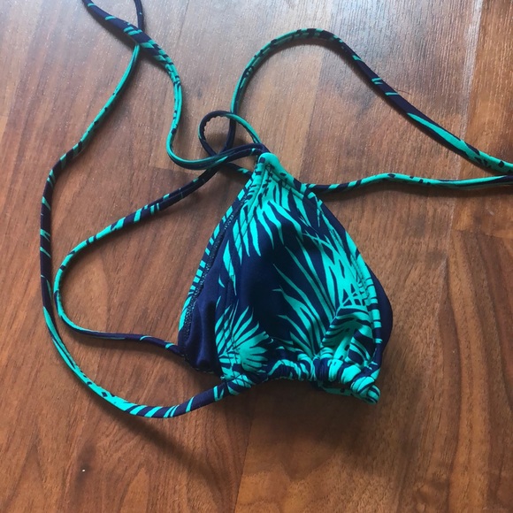 bikini top - Picture 2 of 3